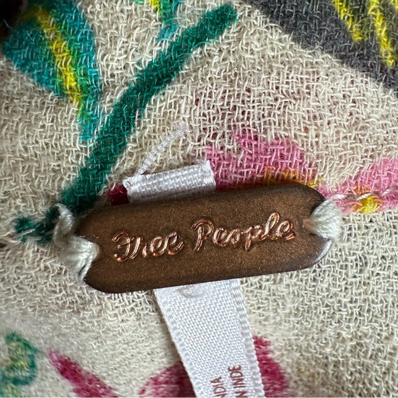 Free People Cream Floral Beaded Sequin Kimono Duster Women’s Size S - Picture 16 of 17